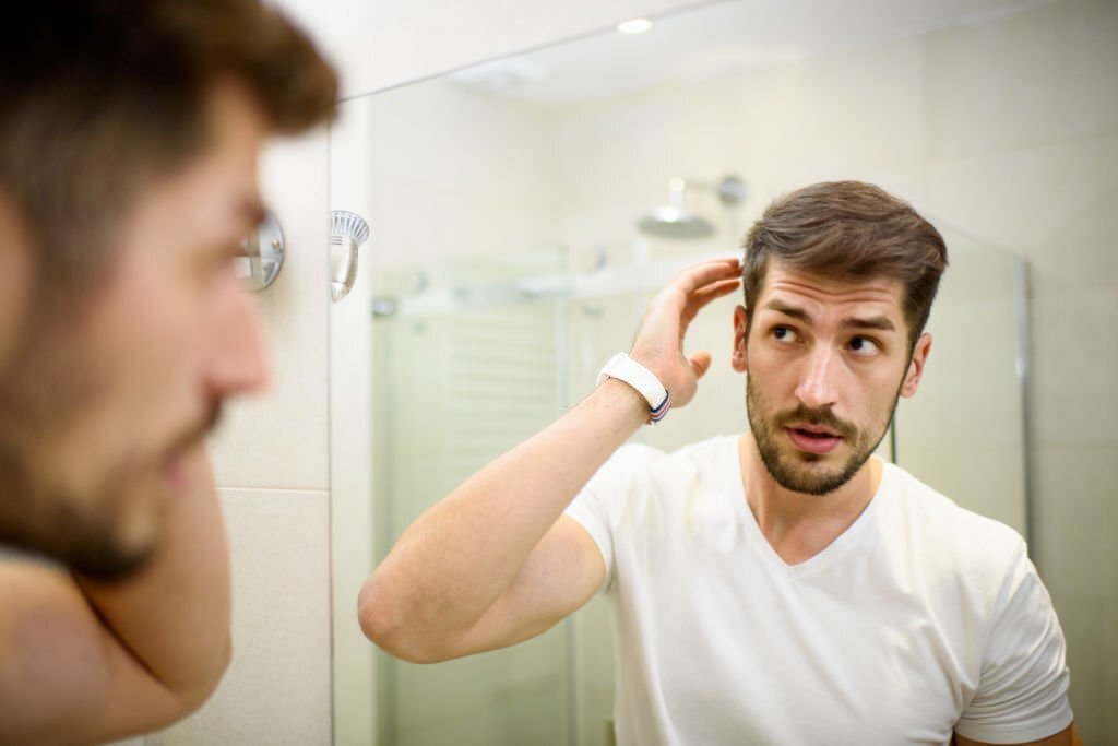 Comment choisir le meilleur shampooing antipelliculaire pour dire adieu aux pellicules ?