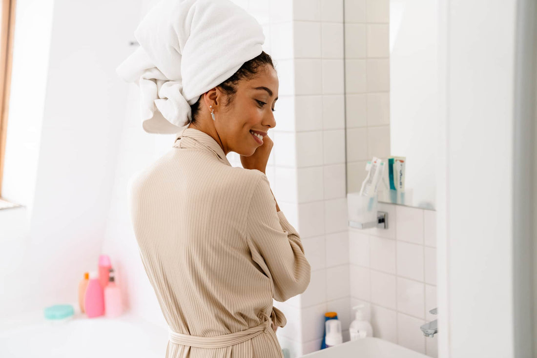 Soins cheveux bouclés serviette microfibre