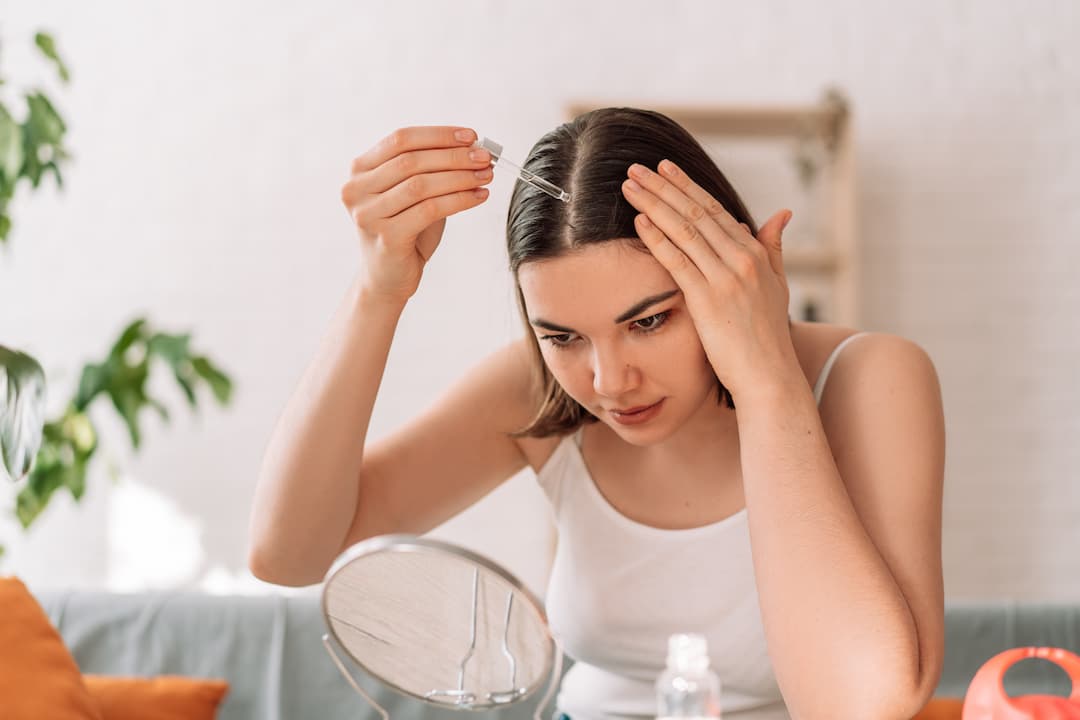Acides aminés cheveux : quels bienfaits ?